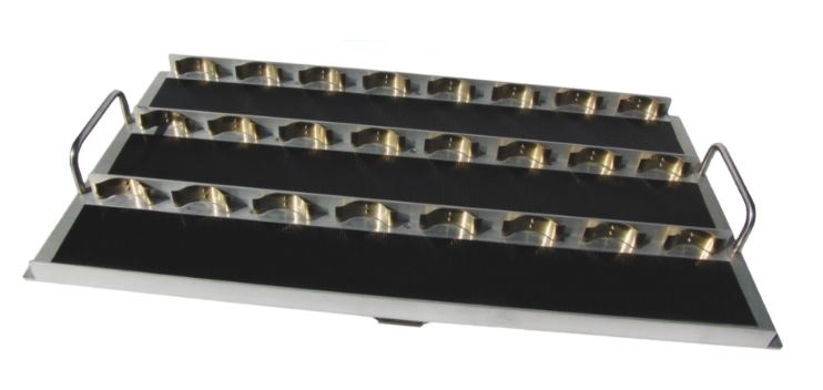 Kühner Rugós E tálca mikrotiter lemezekhez